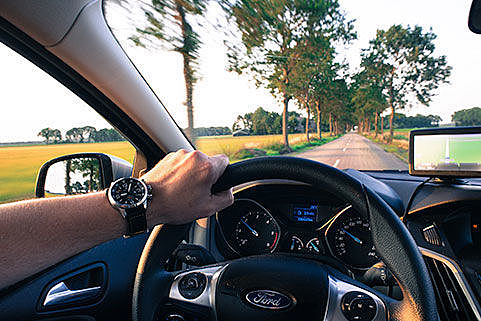 Cataract surgery may improve your driving