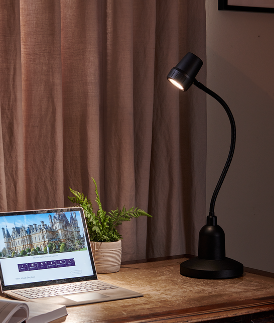HD Essential table light
